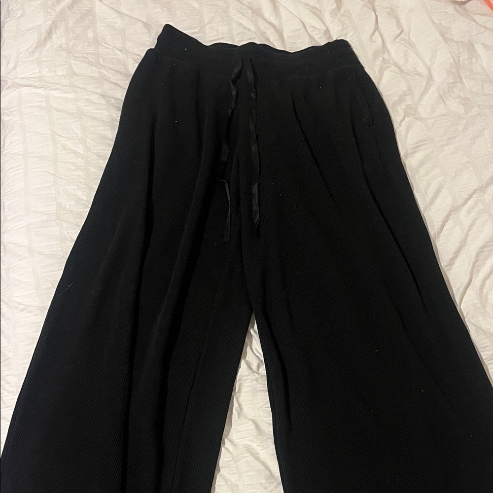 Black Wide-Leg Pants